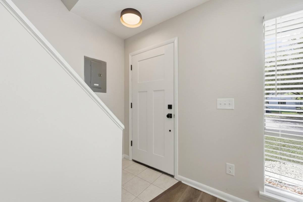 Townhouse for rent at 1339 Cedar St, Jacksonville, FL 32207
