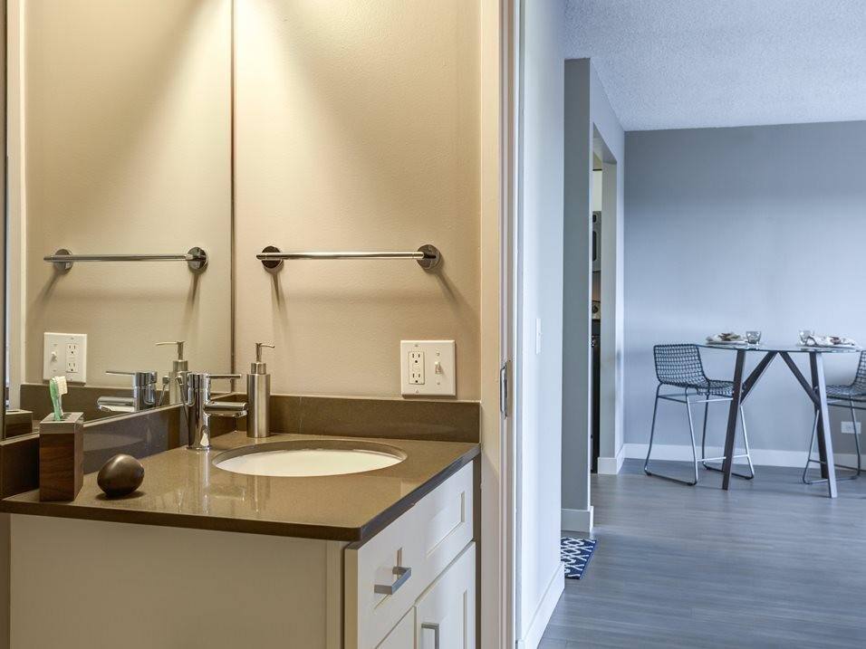 Apartment for rent at 2555 N Clark, Chicago, IL 60614