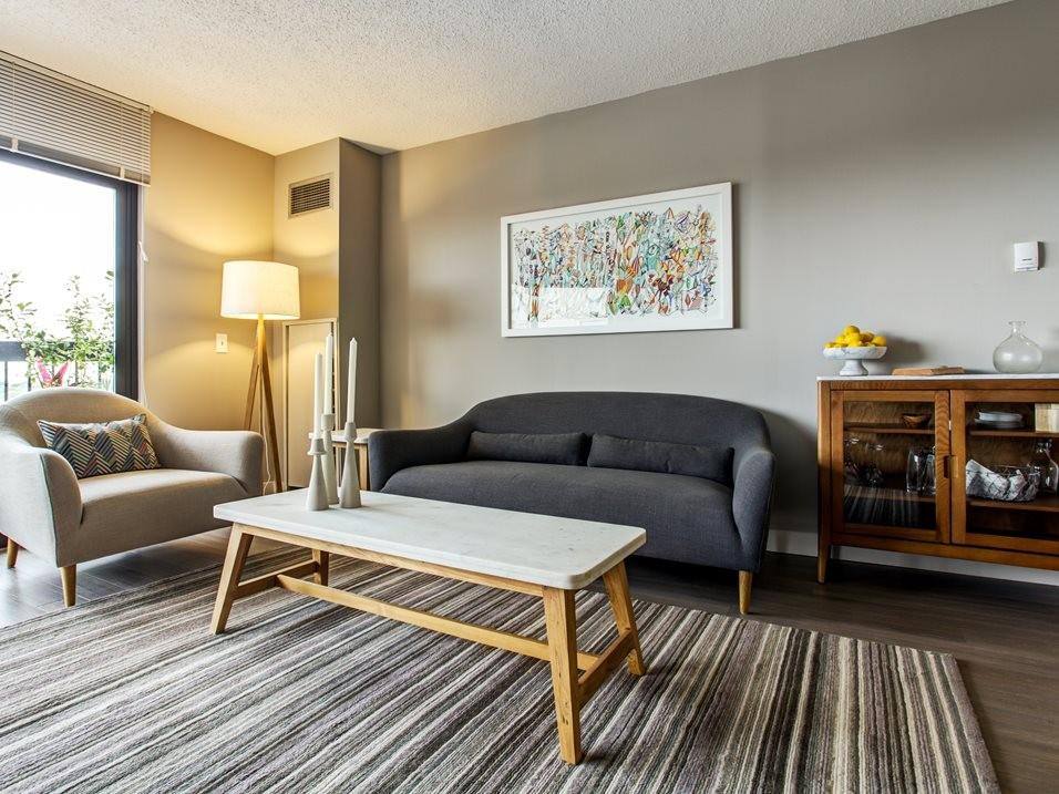 Apartment for rent at 2555 N Clark, Chicago, IL 60614