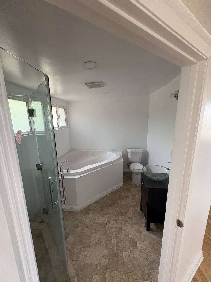 Townhouse for rent at 1400 San Remo Dr, Pacific Palisades, CA 90272