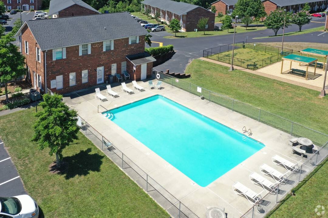Townhouse for rent at Morgan Place, 6901 Morgan Place Dr, Clemmons, NC 27012