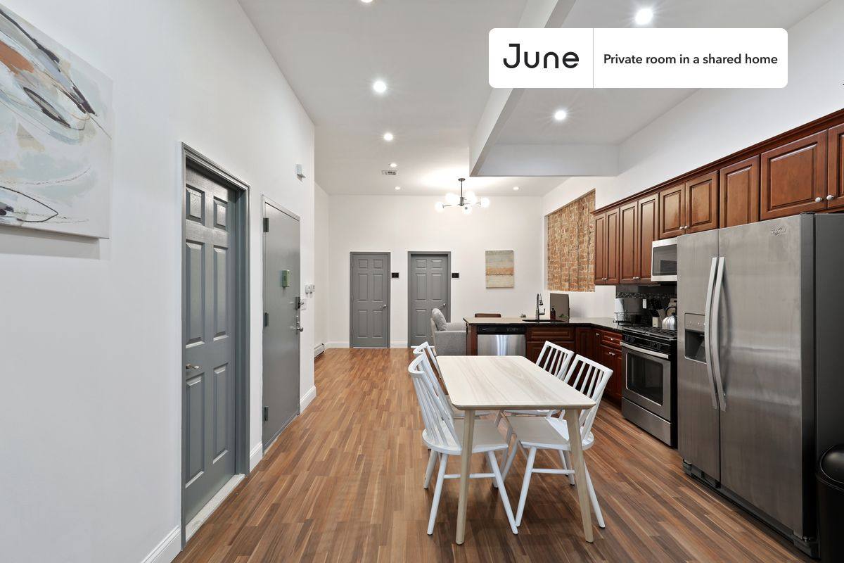Apartment for rent at 1110 Halsey St, Brooklyn, NY 11207