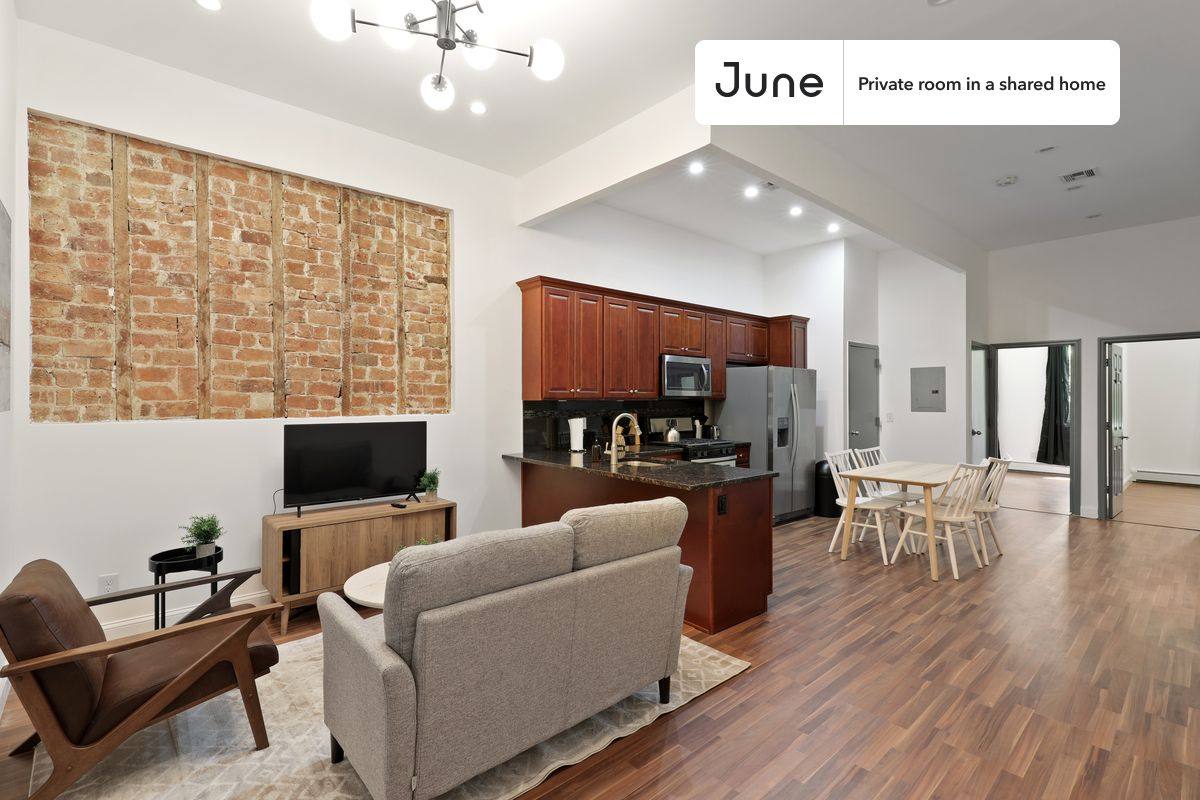 Apartment for rent at 1110 Halsey St, Brooklyn, NY 11207