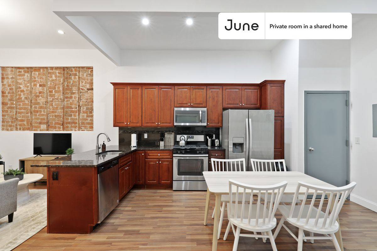 Apartment for rent at 1110 Halsey St, Brooklyn, NY 11207