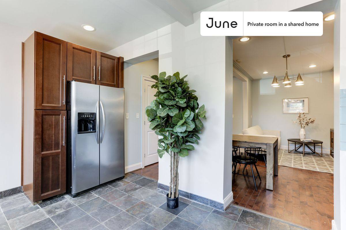 Apartment for rent at 1329 E St NE #A, Washington, DC 20002