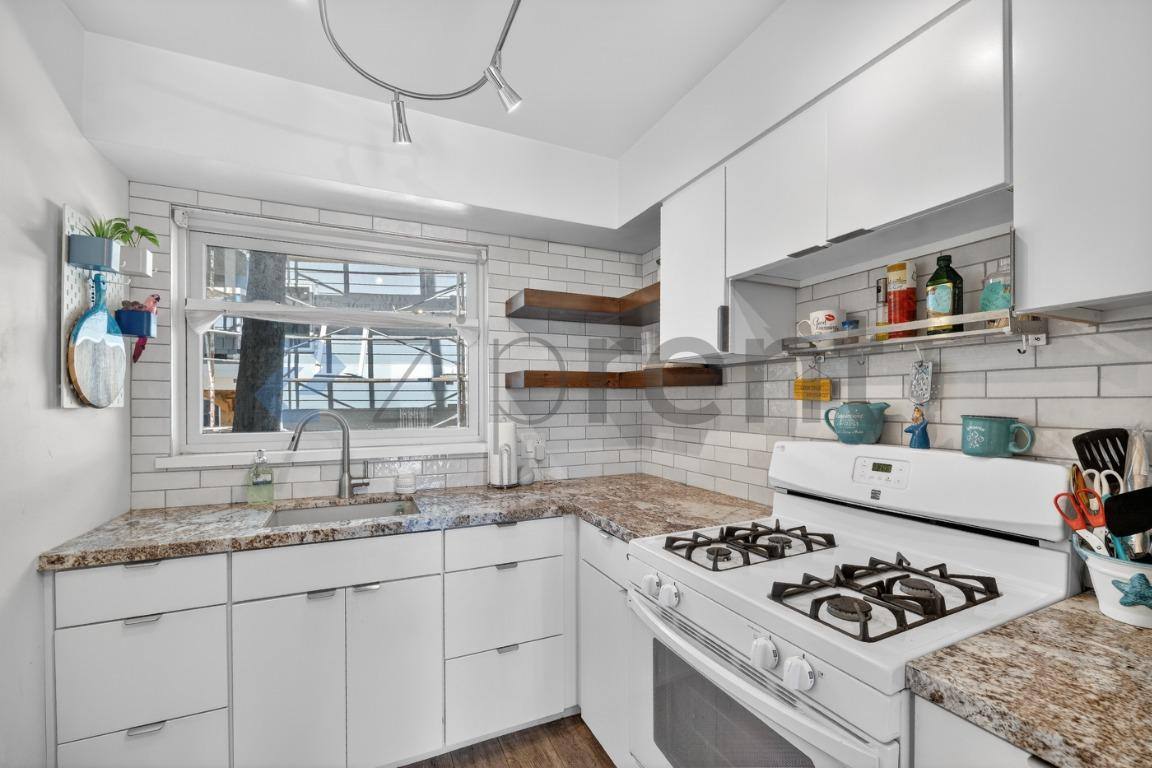 Condo for rent at 2613 Mission Blvd #2, San Diego, CA 92109