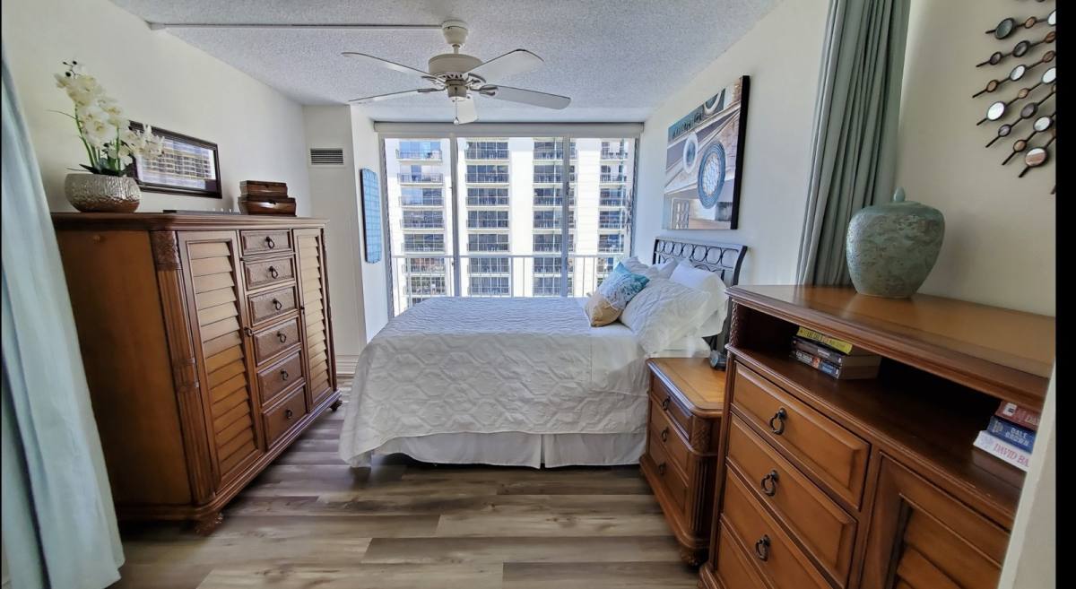 Condo for rent at 1925 Kalakaua Ave #1302, Honolulu, HI 96815