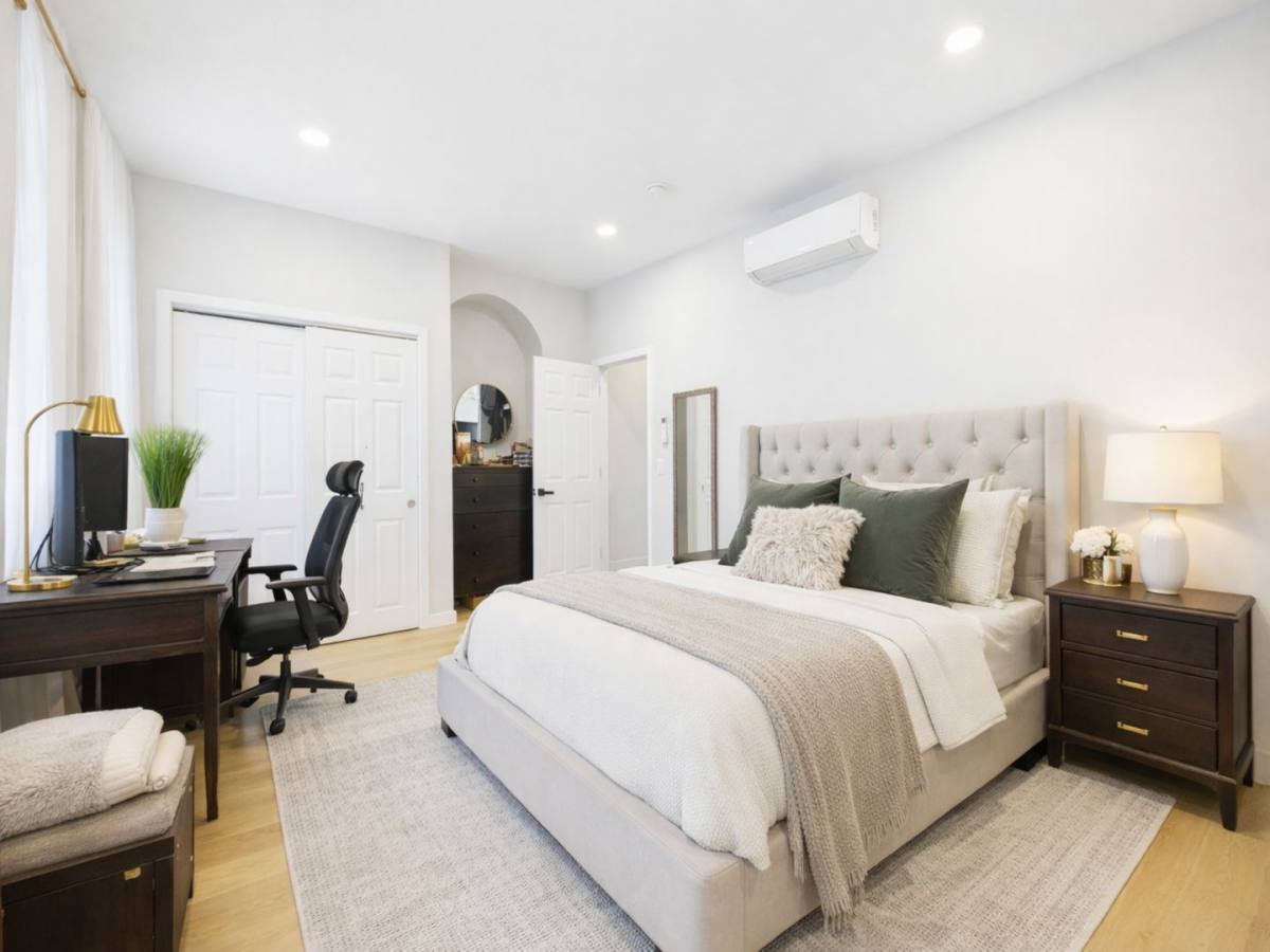 Apartment for rent at 520 N 19th St, Philadelphia, PA 19130