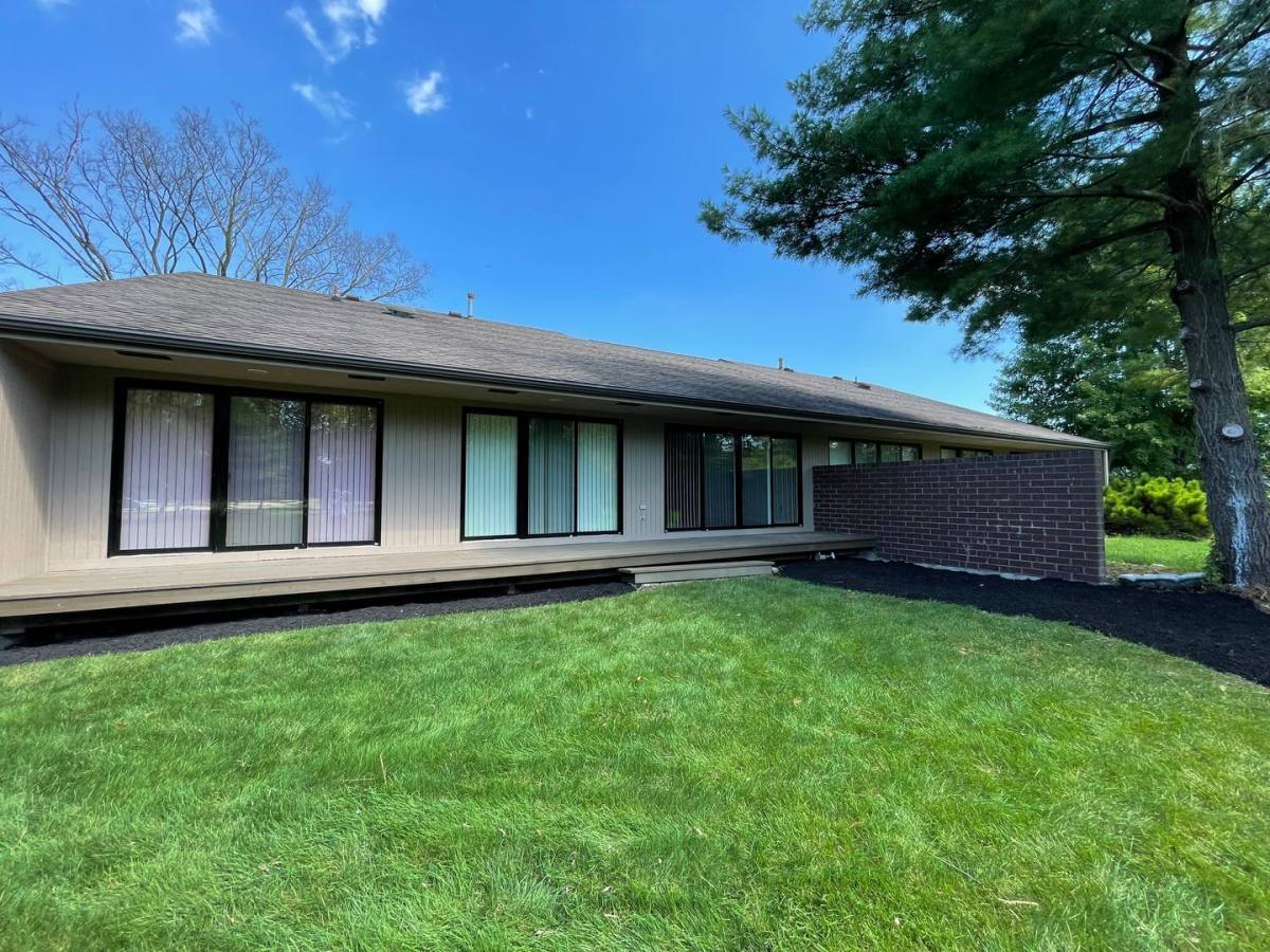 House for rent at 870 E Boundary St, Perrysburg, OH 43551