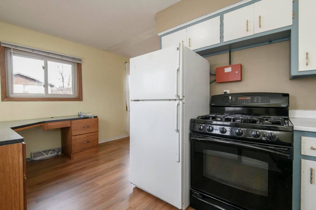 Apartment for rent at 325 Sentinel Dr, Waukesha, WI 53189