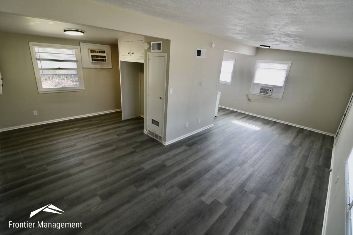 Apartment for rent at 2324 Kraig Rd, Manhattan, KS 66502