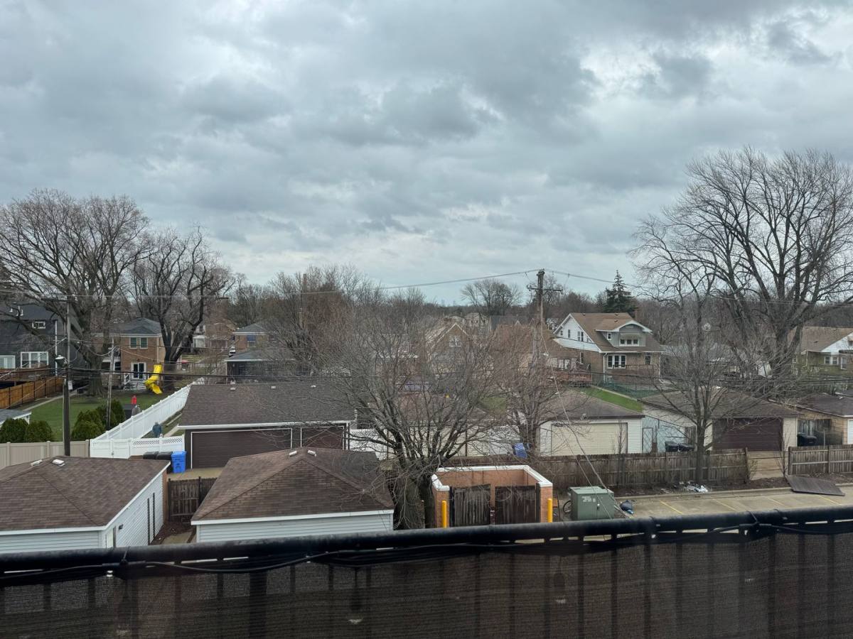 Apartment for rent at 1837 N Harlem Ave, Elmwood Park, IL 60707