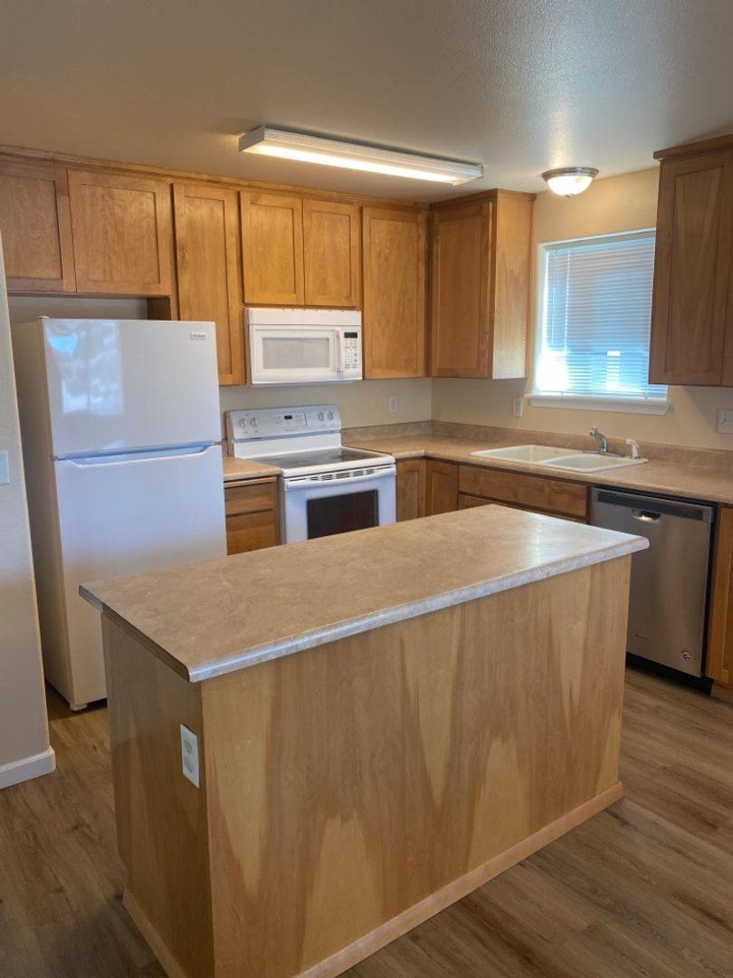 Apartment for rent at 617 619 Valley Heart Lane, Central Point, OR 97502