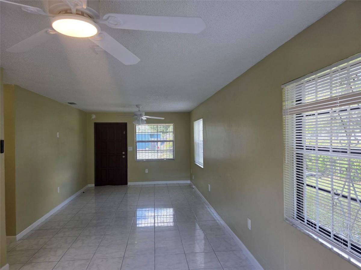 House for rent at 309 NE 169th St, Miami, FL 33162