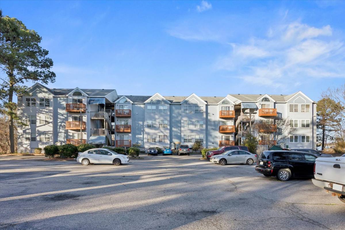 Condo for rent at 1563 N King St, Hampton, VA 23669