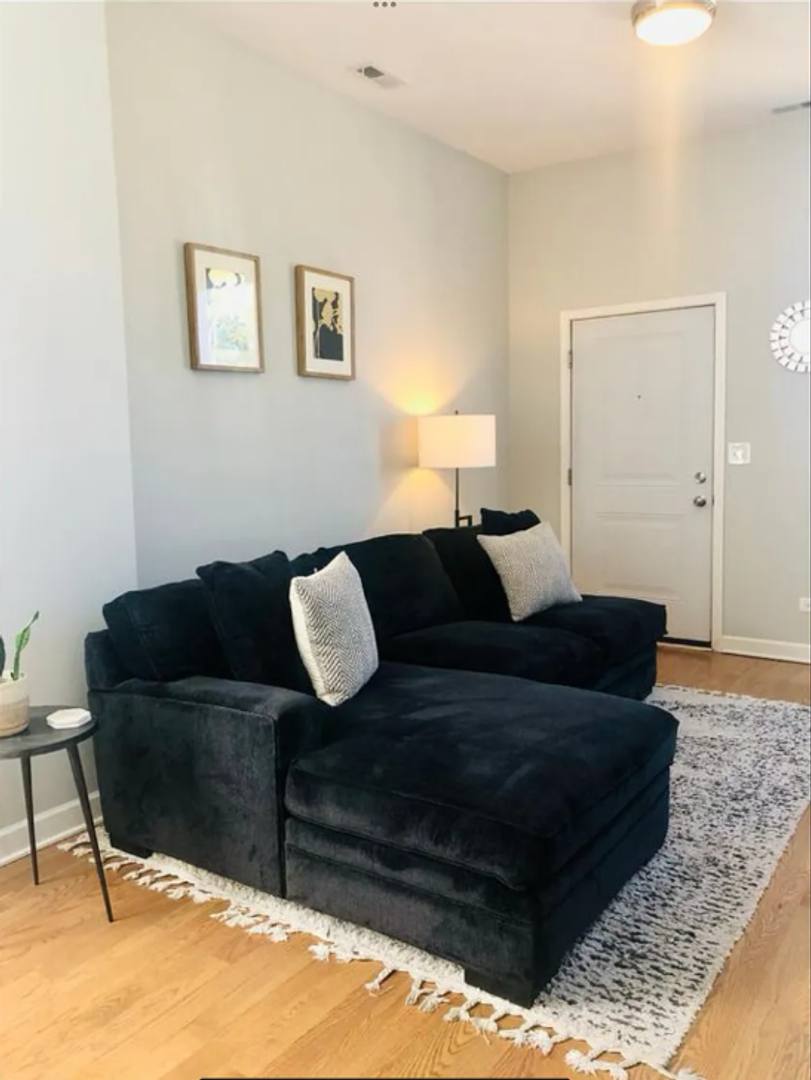 Apartment for rent at 1930 N Damen, Chicago, IL 60647