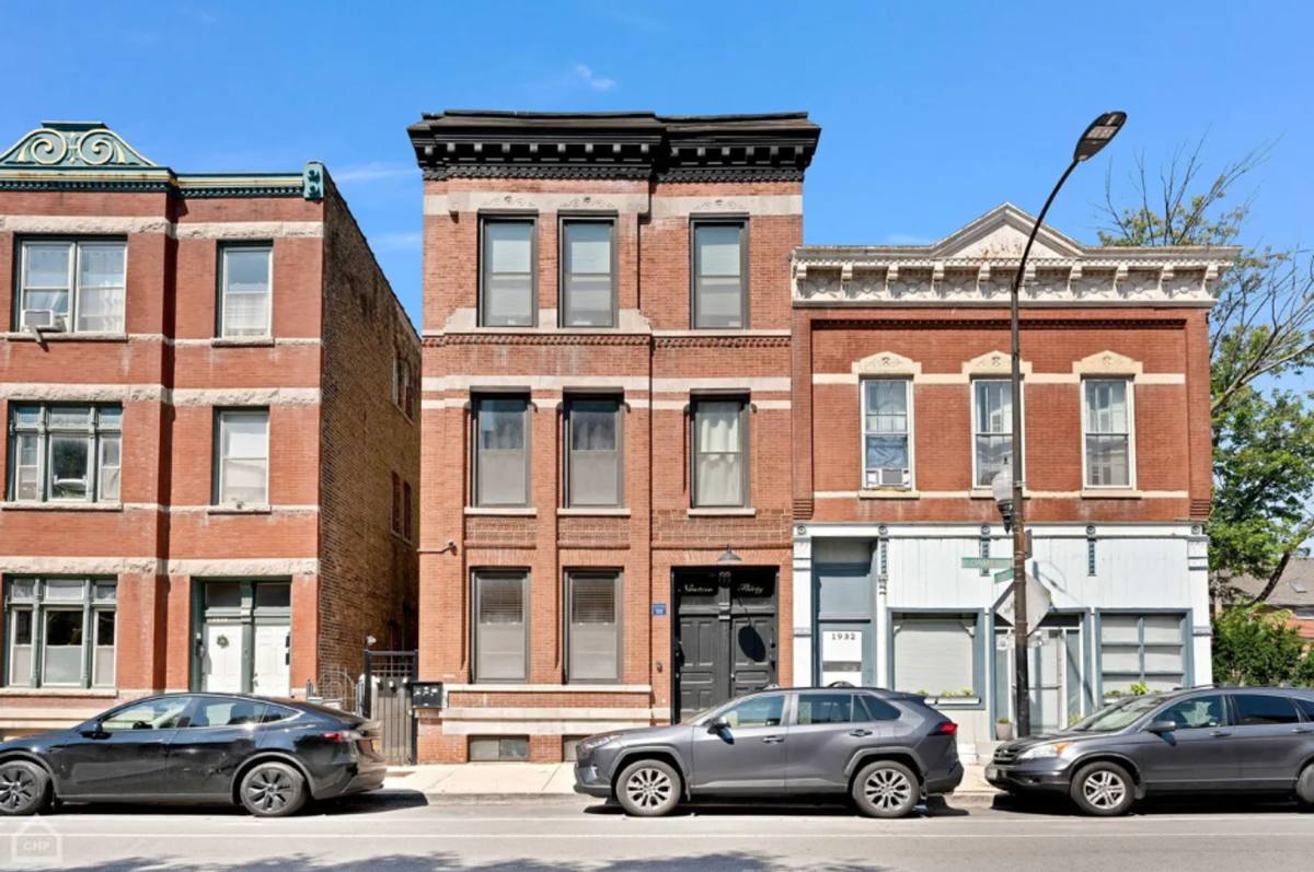 Apartment for rent at 1930 N Damen, Chicago, IL 60647