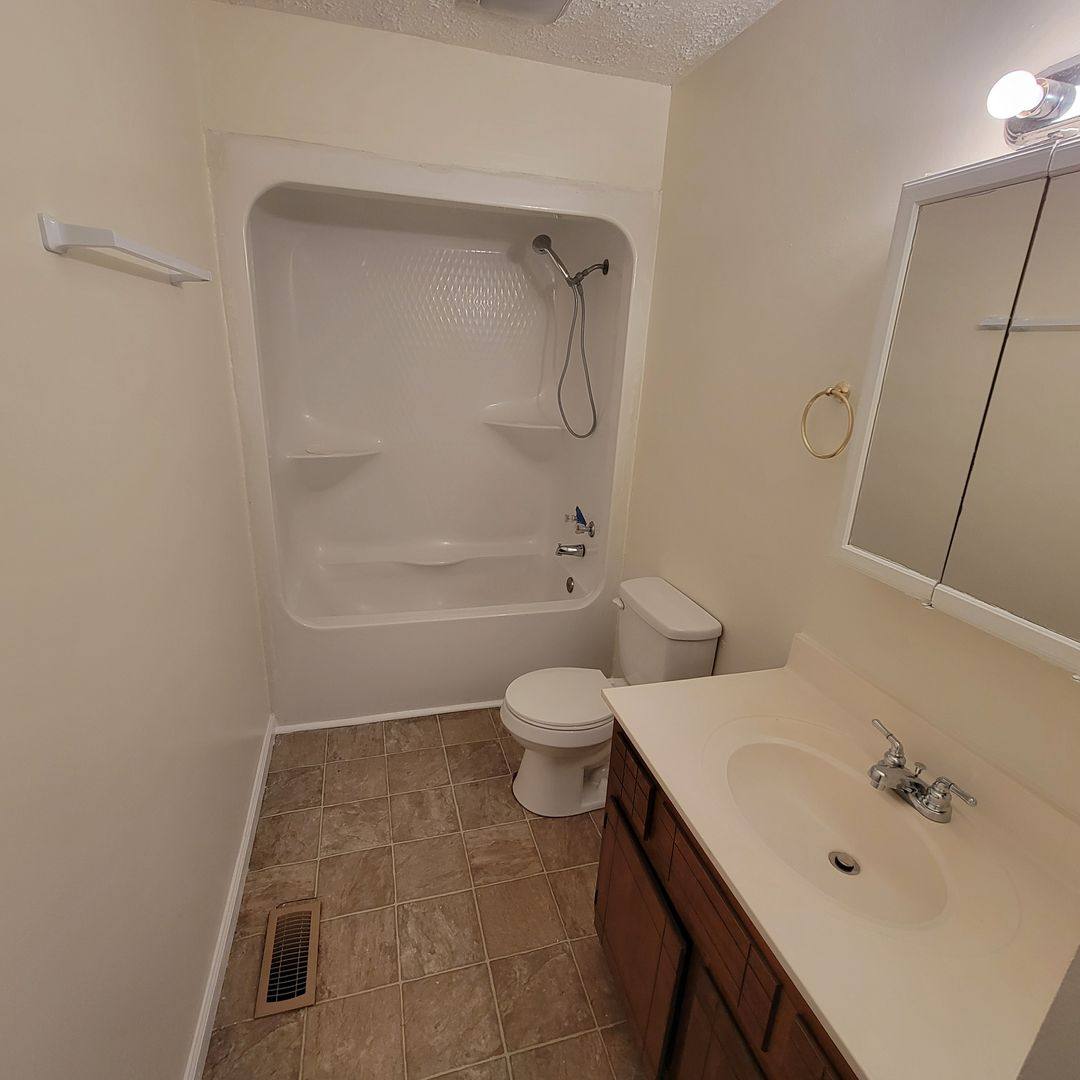 Apartment for rent at 49 Stout St, Cookeville, TN 38501