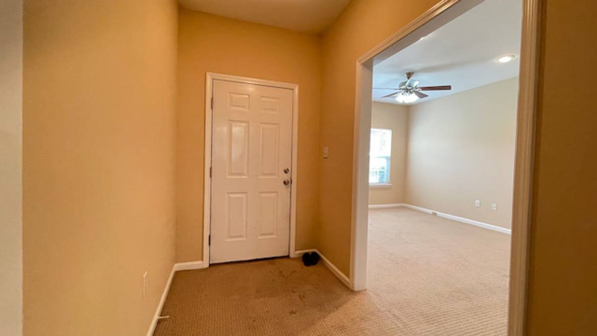 Townhouse for rent at 309 Station Trail, Savannah, GA 31406