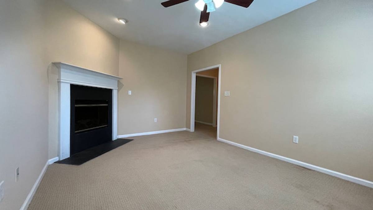 Townhouse for rent at 309 Station Trail, Savannah, GA 31406