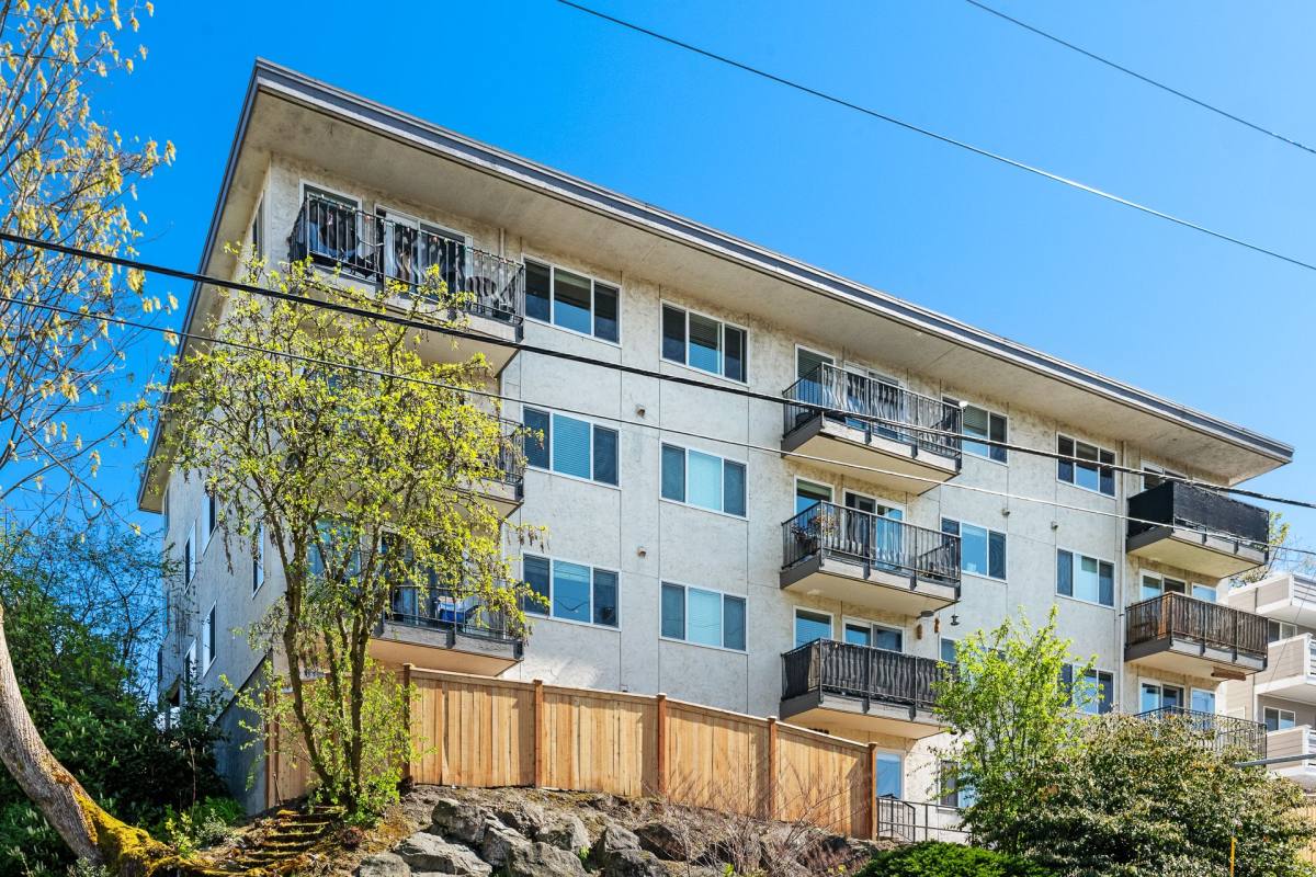 Apartment for rent at 3050 14th Ave W, Seattle, WA 98119