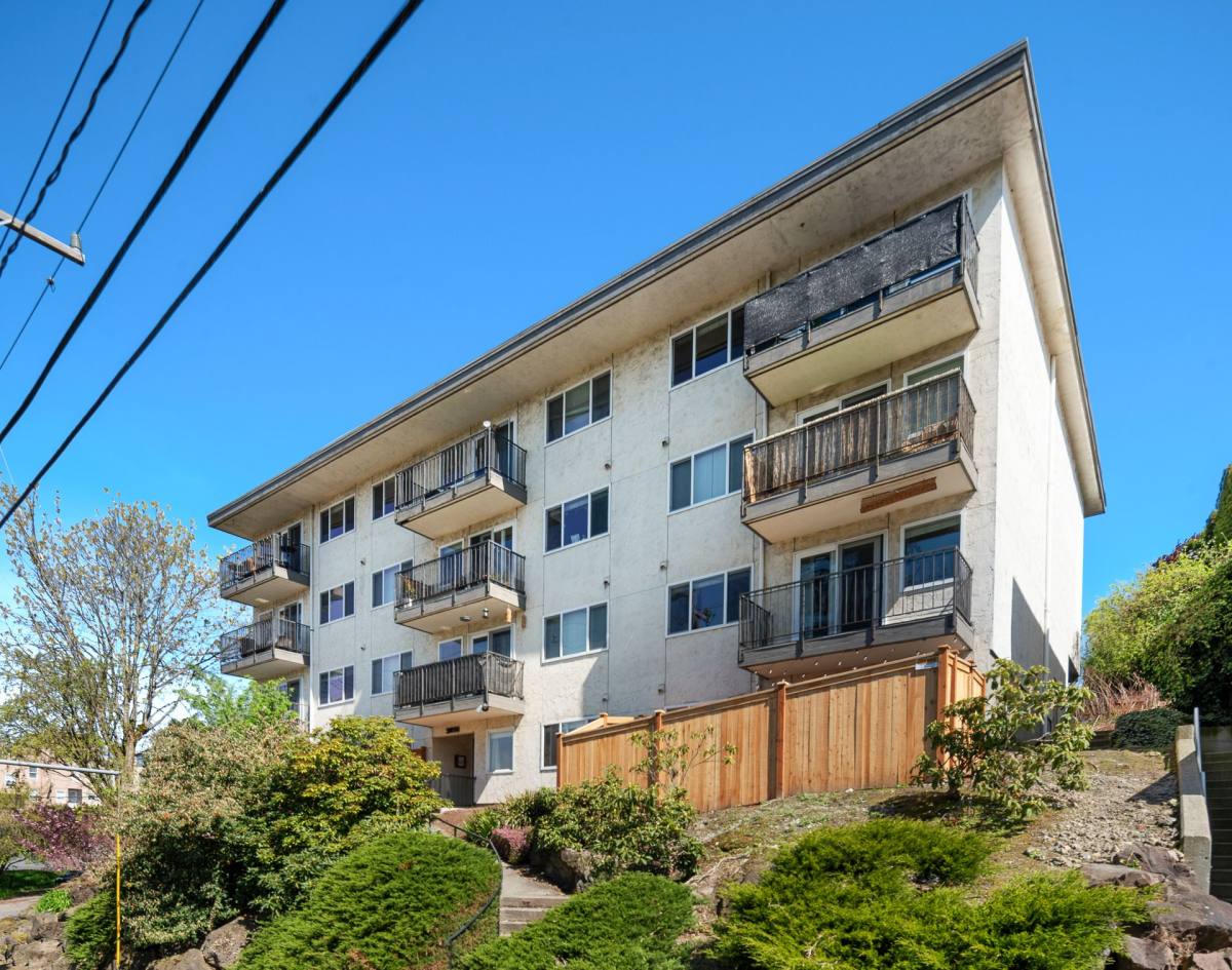 Apartment for rent at 3050 14th Ave W, Seattle, WA 98119