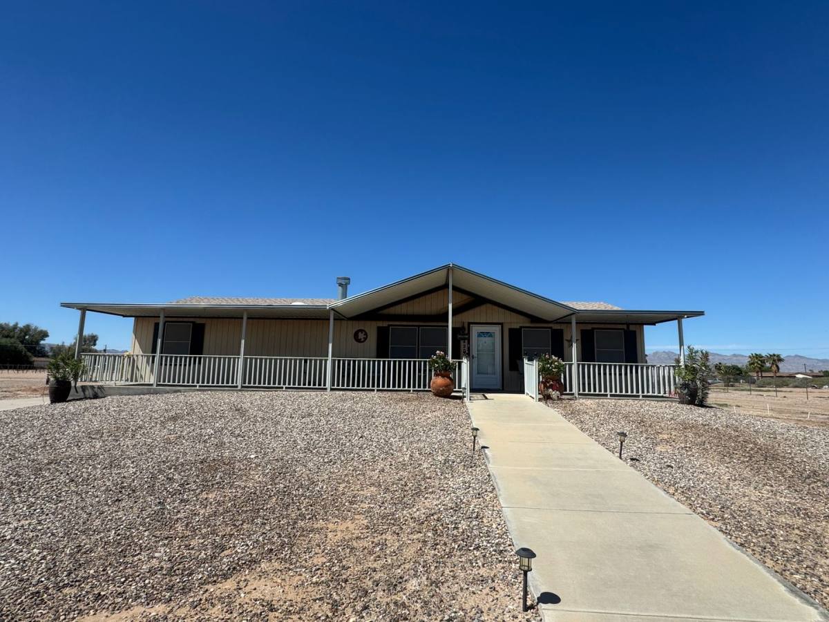 7429 S Martin Dr, Mohave Valley, AZ 86440