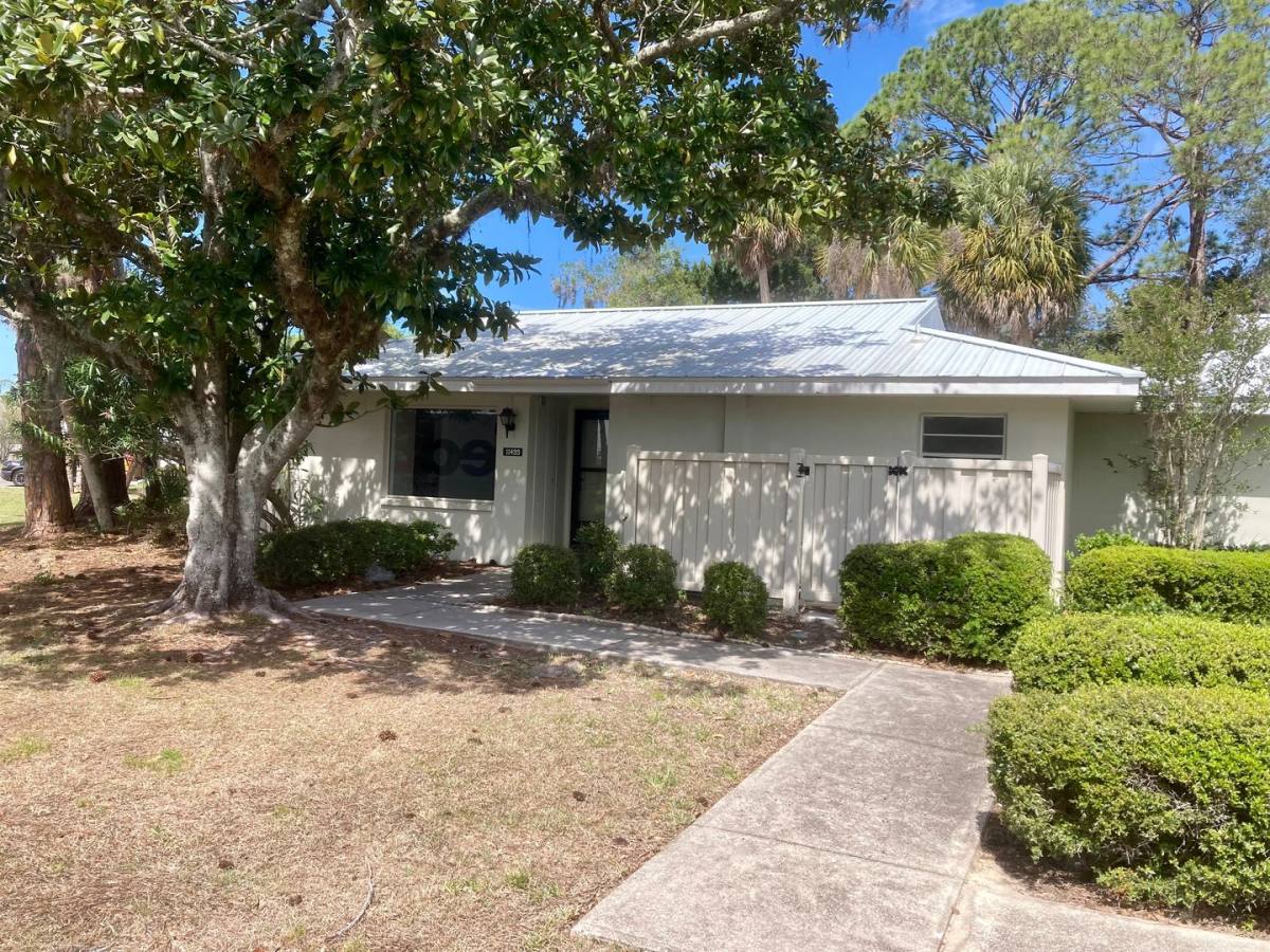Condo for rent at 11499 W Bayshore Dr, Crystal River, FL 34429
