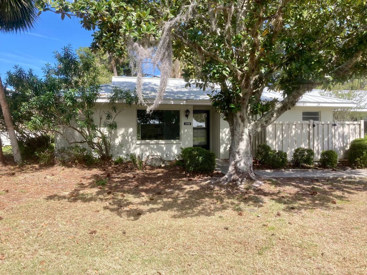 Condo for rent at 11499 W Bayshore Dr, Crystal River, FL 34429