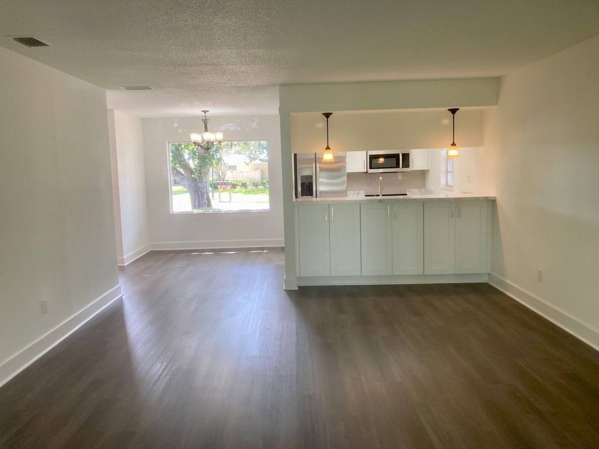 Condo for rent at 11499 W Bayshore Dr, Crystal River, FL 34429