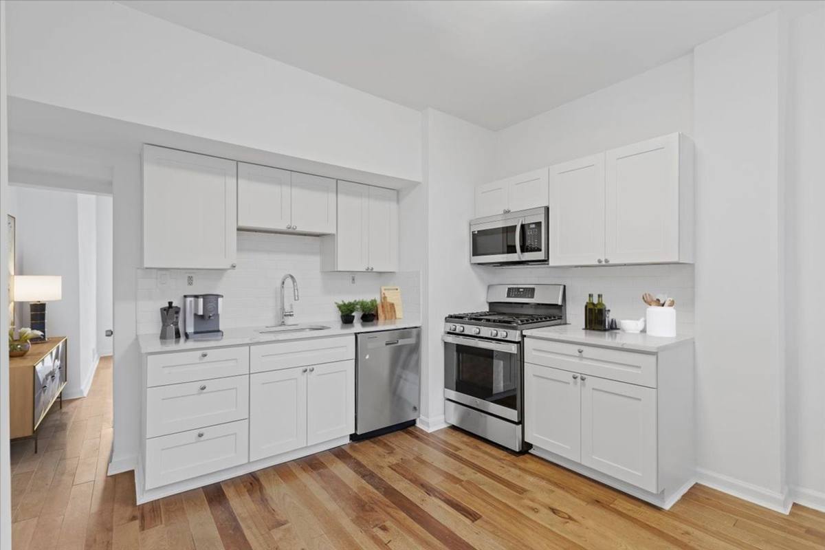 Apartment for rent at 1914-1918 B St, Pittsburgh, PA 15212