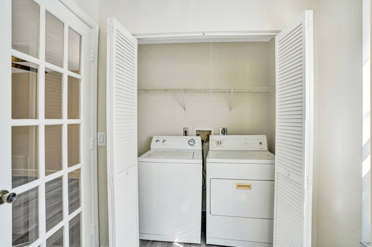 Condo for rent at 595 Vista Isles Dr, Fort Lauderdale, FL 33325
