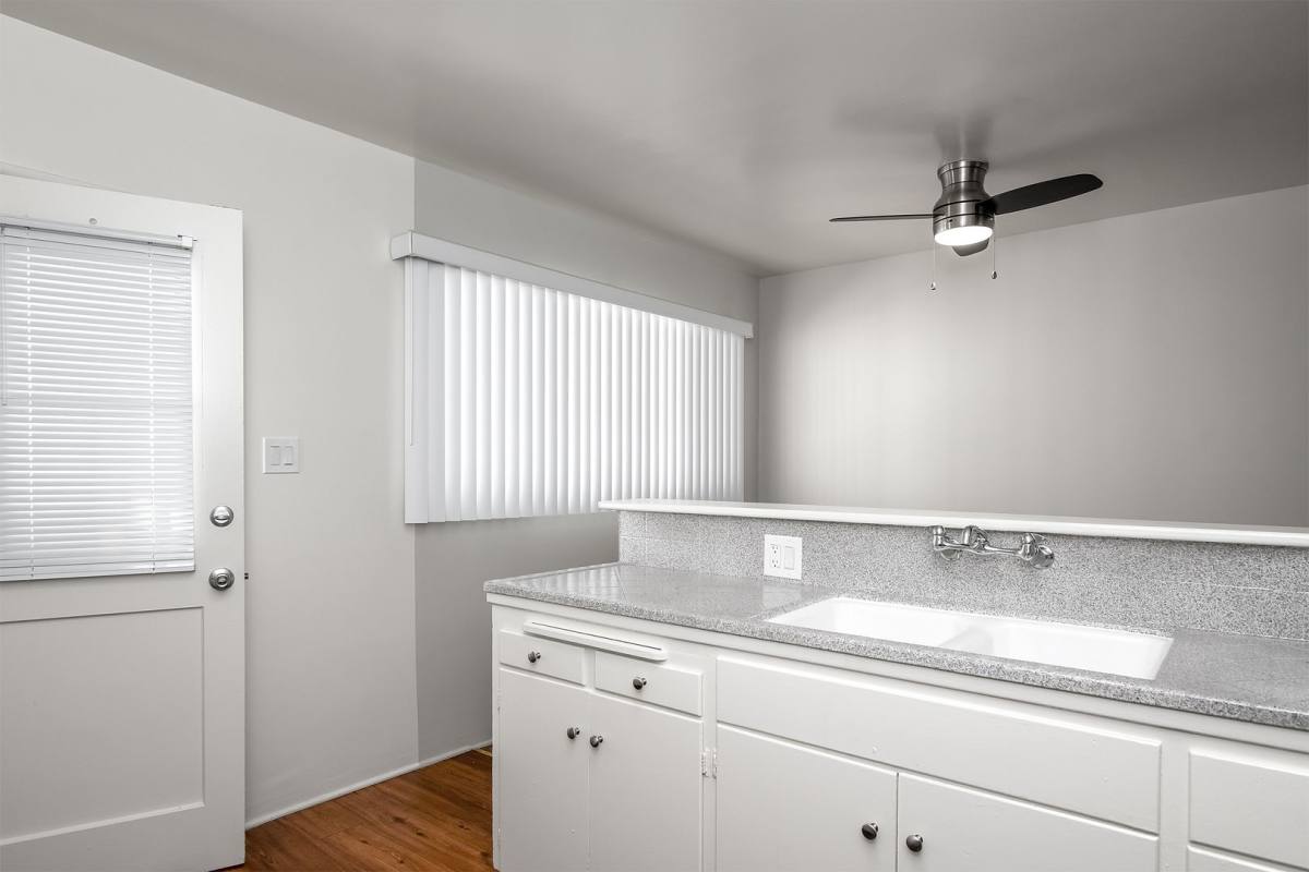 Apartment for rent at 320 N Howard St, Glendale, CA 91206