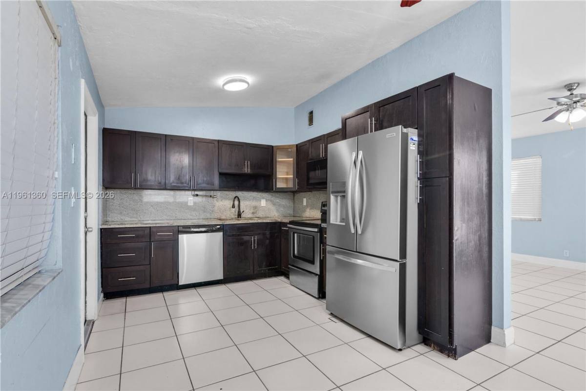 House for rent at 11535 Lincoln Blvd, Miami, FL 33176
