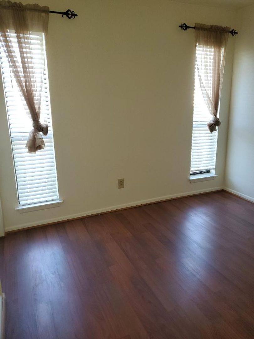 Apartment for rent at 1256 Cougar Dr, Canyon Lake, TX 78133