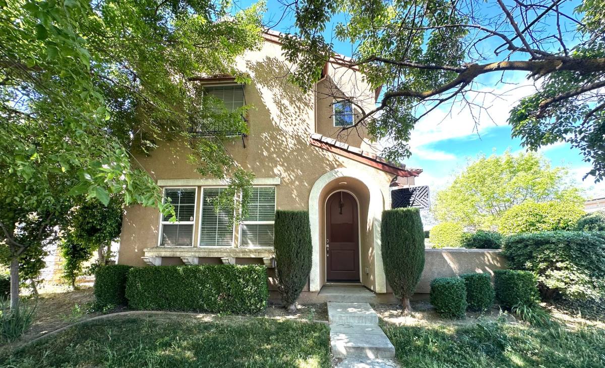 House for rent at 3895 Bethpage St, Turlock, CA 95382