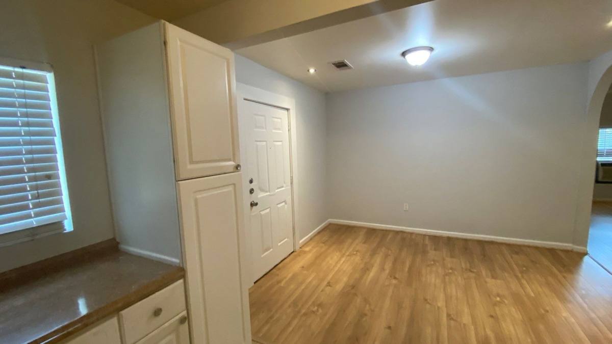 House for rent at 1918 Oleander Dr, La Marque, TX 77568