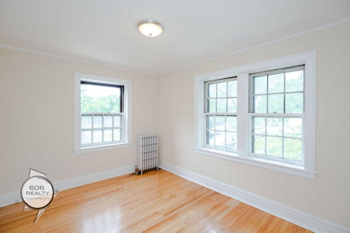 Apartment for rent at 1301 Ridgeland, Berwyn, IL 60402