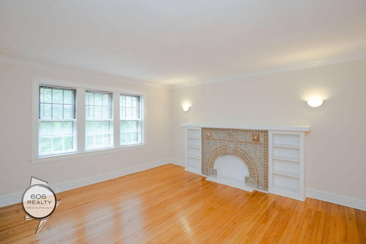 Apartment for rent at 1301 Ridgeland, Berwyn, IL 60402