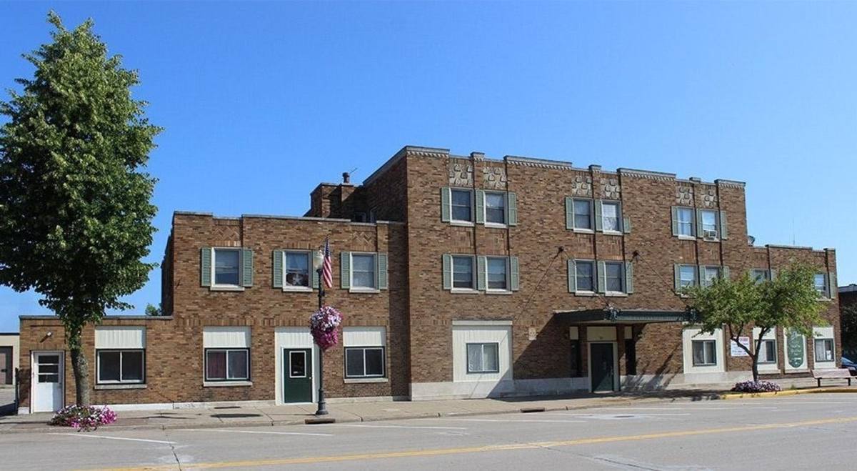 Apartment for rent at 310 W Wisconsin Ave, Tomahawk, WI 54487