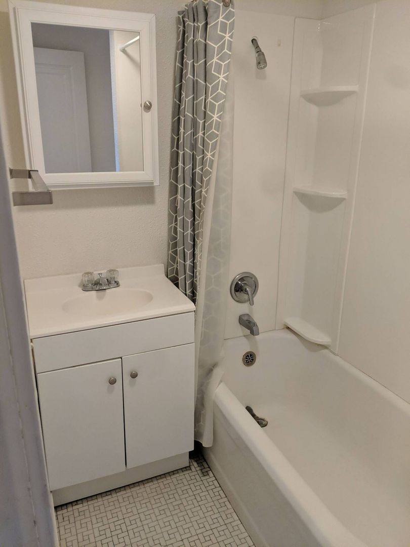 Apartment for rent at 310 W Wisconsin Ave, Tomahawk, WI 54487