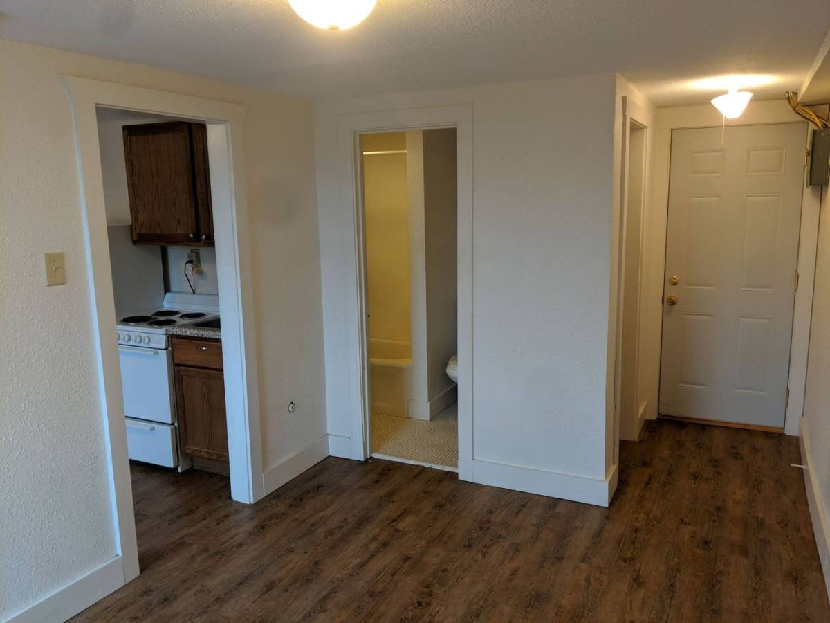 Apartment for rent at 310 W Wisconsin Ave, Tomahawk, WI 54487