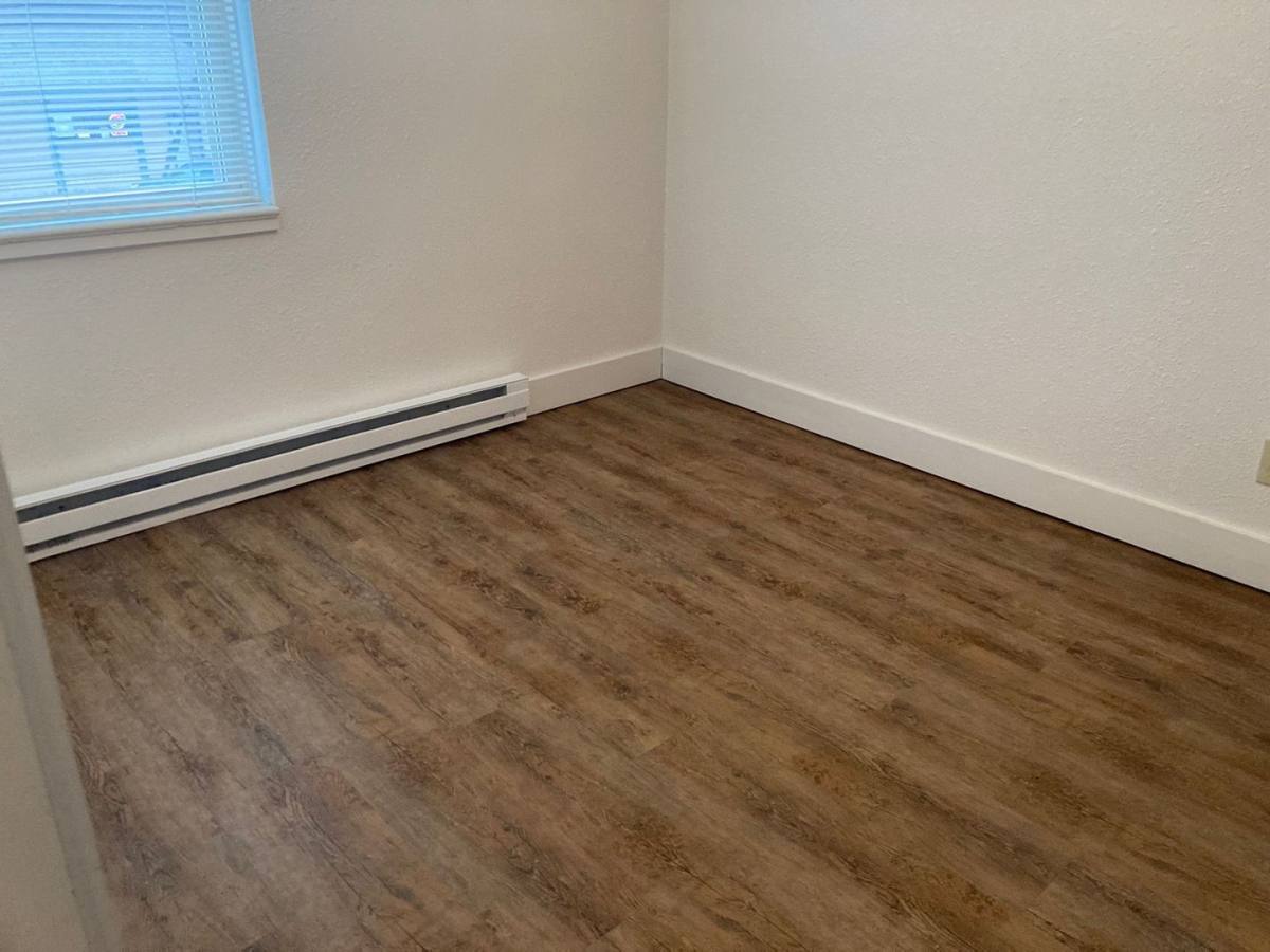 Apartment for rent at 310 W Wisconsin Ave, Tomahawk, WI 54487