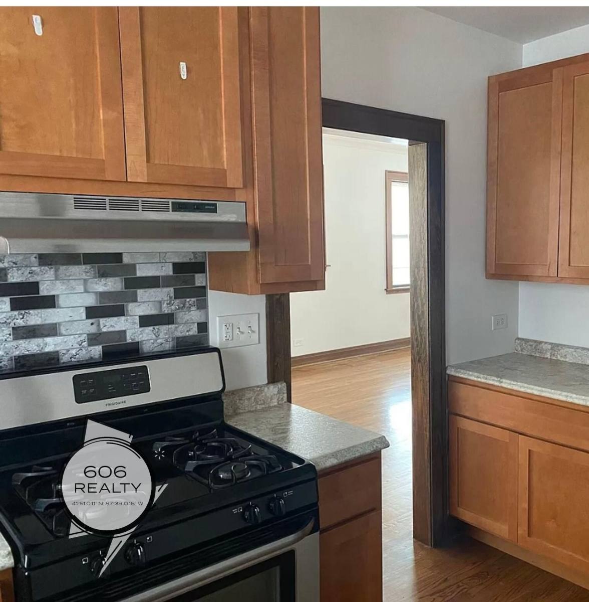 Apartment for rent at 3252-58 Maple Ave, Berwyn, IL 60402
