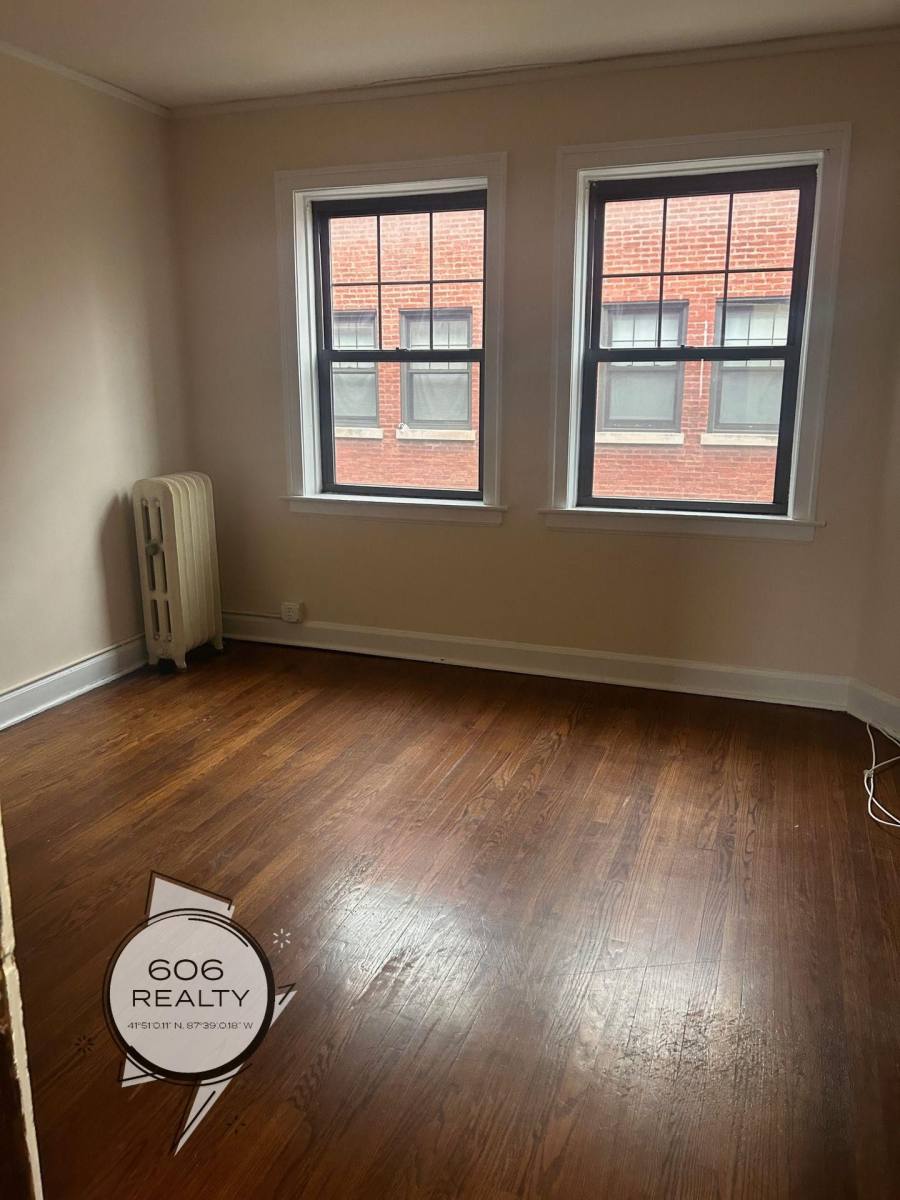 Apartment for rent at 3252-58 Maple Ave, Berwyn, IL 60402