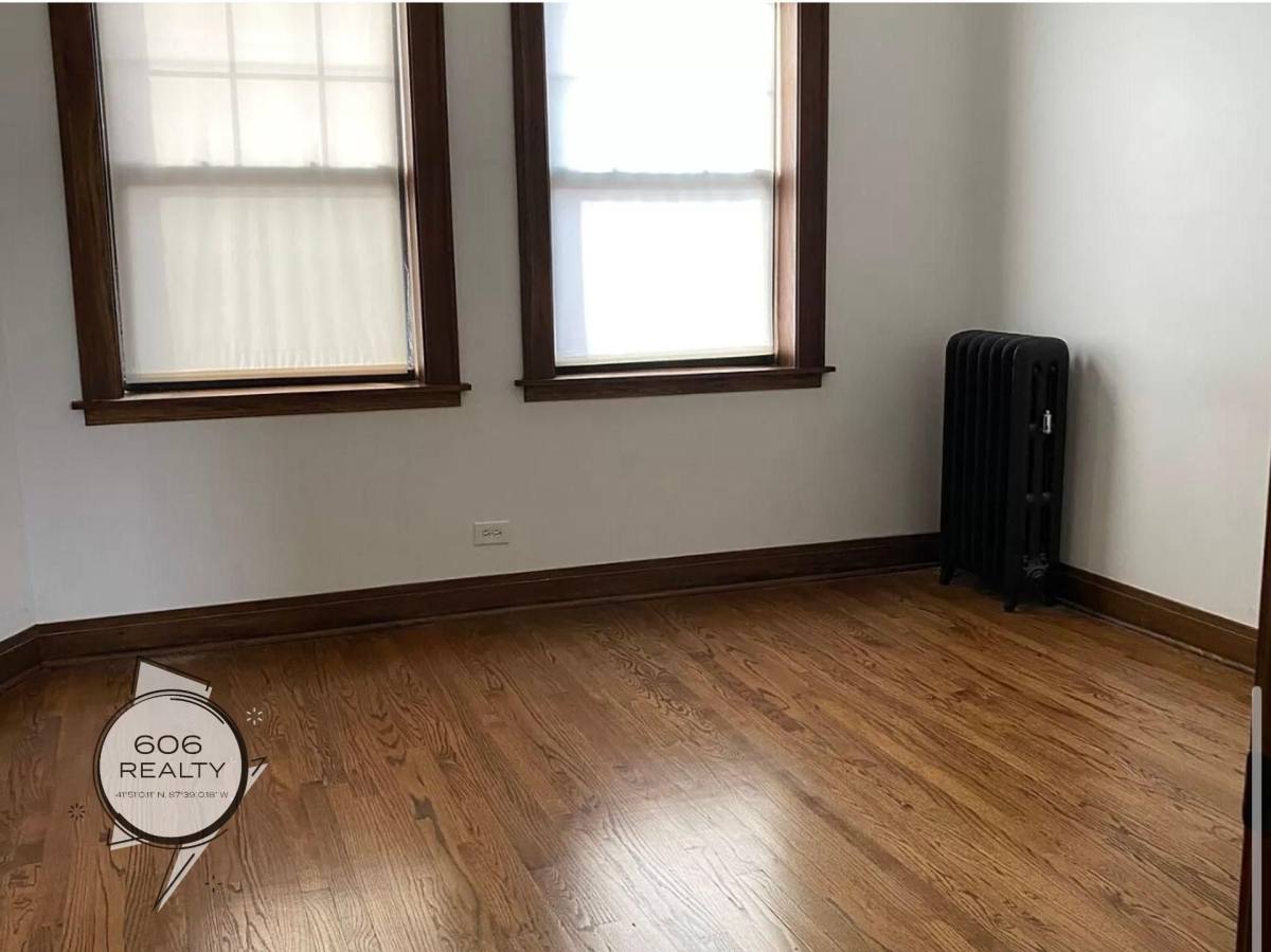 Apartment for rent at 3252-58 Maple Ave, Berwyn, IL 60402