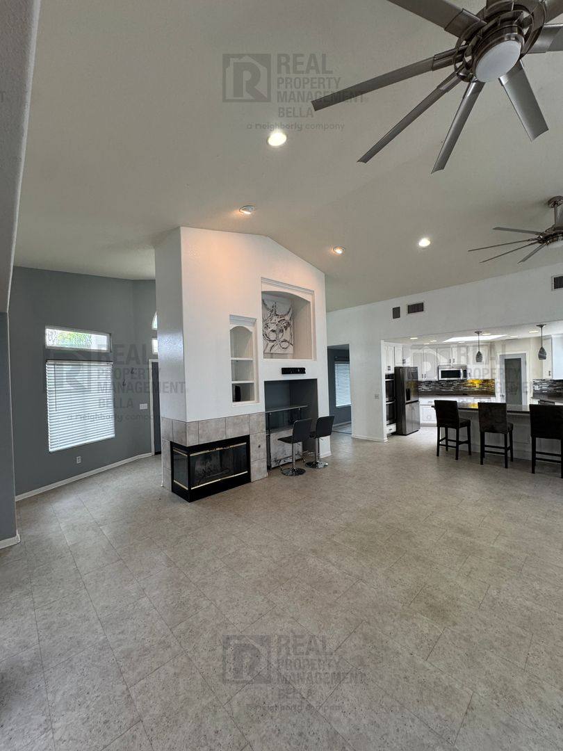 House for rent at 26419 Old Agency Rd, Hemet, CA 92544