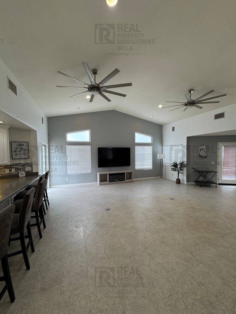 House for rent at 26419 Old Agency Rd, Hemet, CA 92544