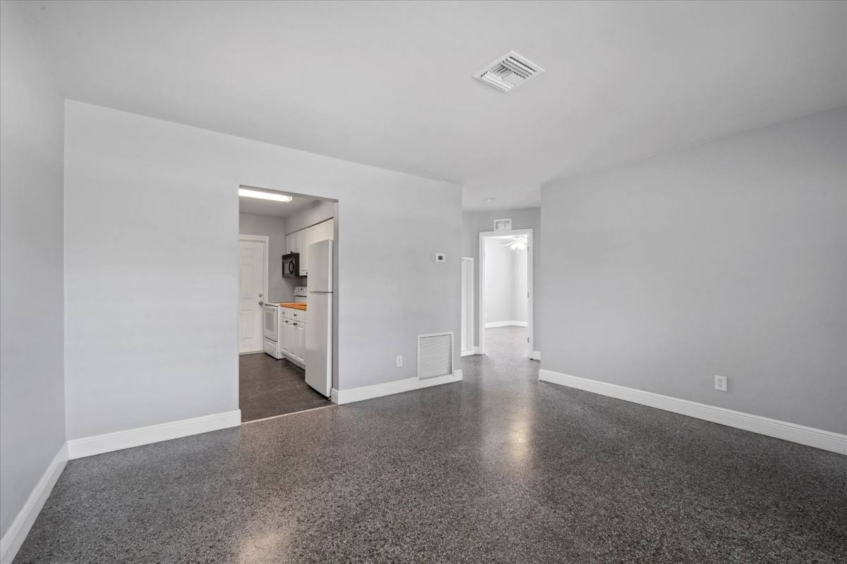 Townhouse for rent at 4123 18th Place, Vero Beach, FL 32960