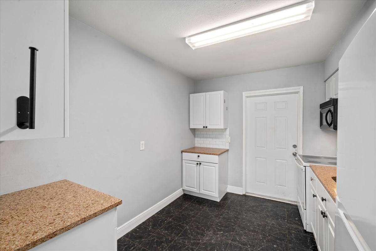 Townhouse for rent at 4123 18th Place, Vero Beach, FL 32960